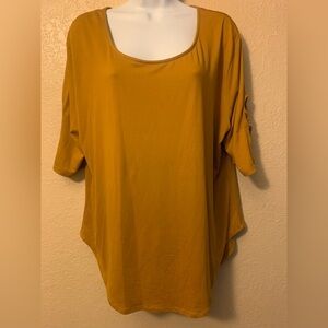 URBANaffair Women’s Sz 2X Mustard Short Sleeve Top